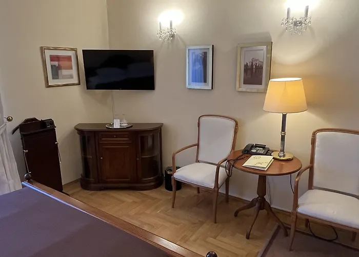 Fleur De Lis 4* Prague