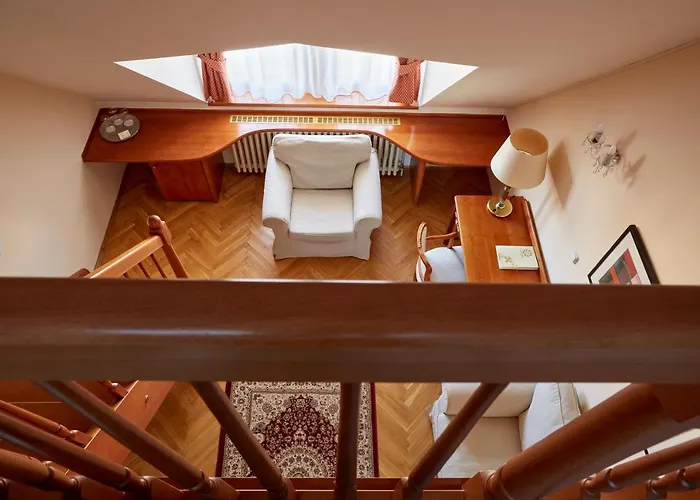 Fleur De Lis 布拉格