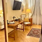 Fleur De Lis 4*
