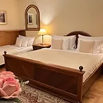 Fleur De Lis 4*