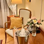 Fleur De Lis 4*