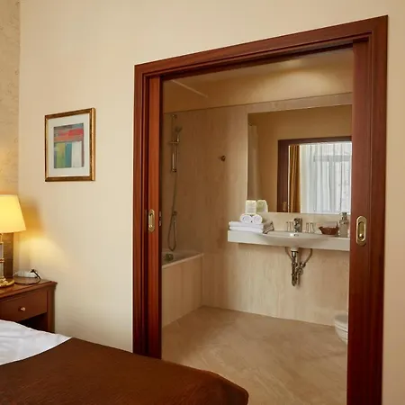 Fleur De Lis 4* Praag