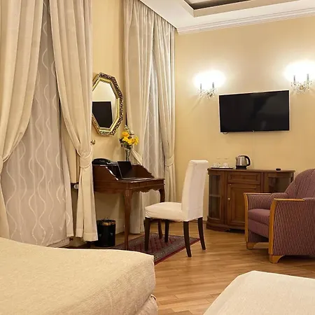 Fleur De Lis Szálloda 4*