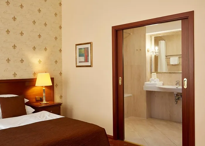 Fleur De Lis 4* Prag