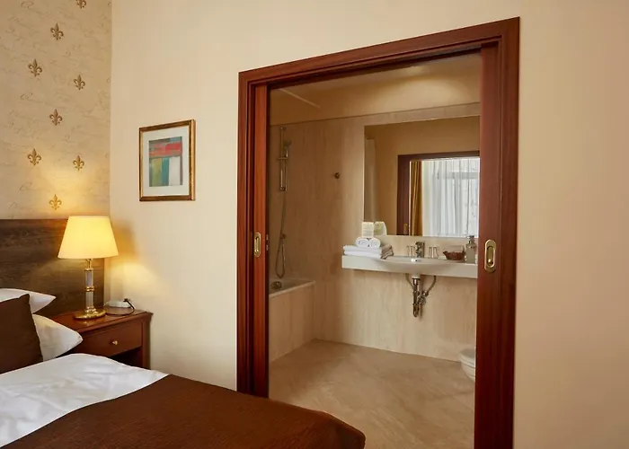 Fleur De Lis 4* Prag