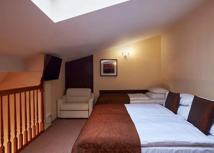 Hotell Fleur De Lis 4*