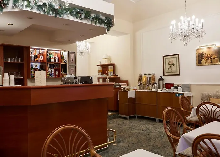 Fleur De Lis Hotell 4*