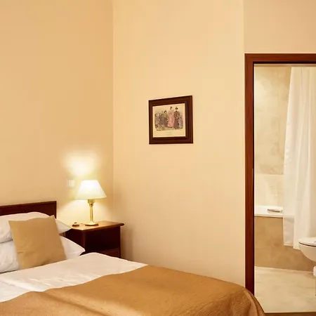 Fleur De Lis 布拉格