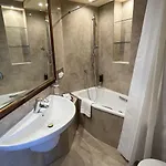Fleur De Lis Hotel